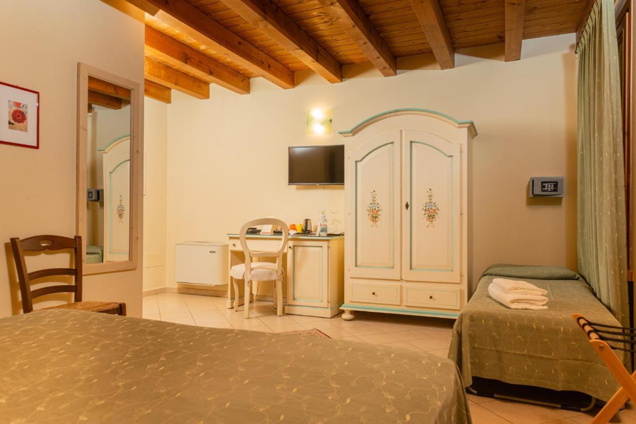 Agriturismo Dei Grippi Sona Dış mekan fotoğraf