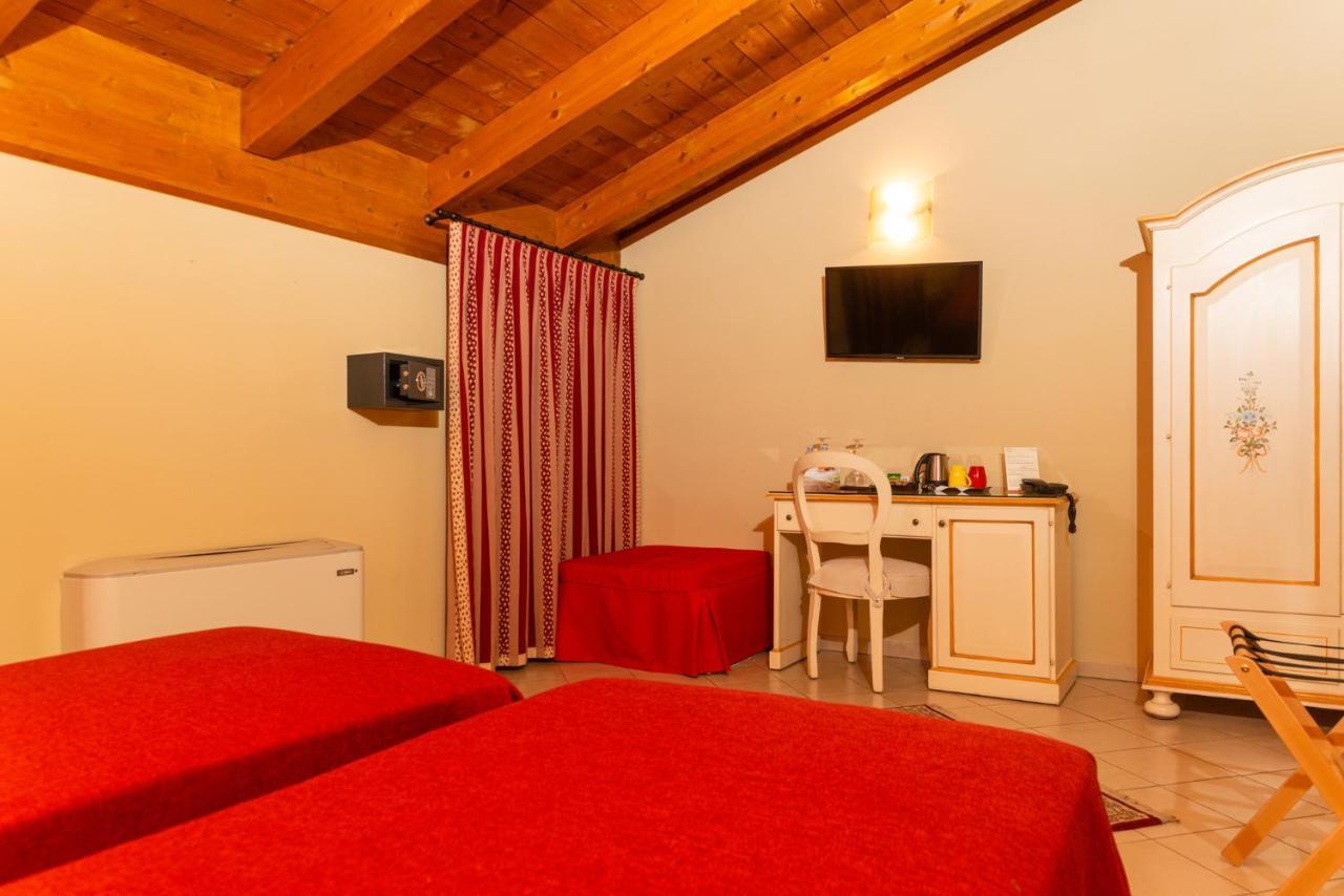 Agriturismo Dei Grippi Sona Dış mekan fotoğraf