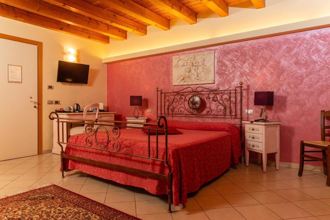 Agriturismo Dei Grippi Sona Dış mekan fotoğraf