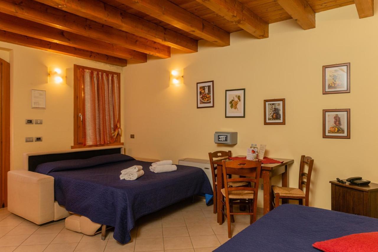 Agriturismo Dei Grippi Sona Dış mekan fotoğraf
